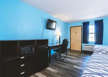 Blue Way Inn & Suites Wellington hotel thumbnail 2