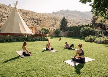 Similkameen Wild Resort & Winery hotel thumbnail 4