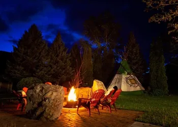 Similkameen Wild Resort & Winery hotel thumbnail 5