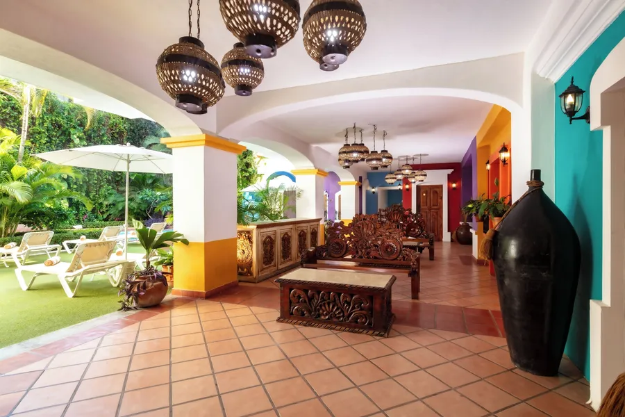 Los Arcos Suites hotel detail image 2