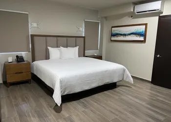 Portozul hotel thumbnail 6
