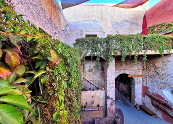 El Descanso Barrio del Artista hotel thumbnail 5