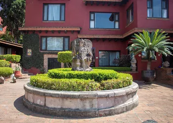 Villa Montana Hotel & Spa hotel thumbnail 3