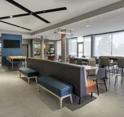avid hotel Milwaukee West Waukesha by IHG hotel detail image 3