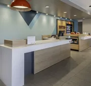 avid hotel Milwaukee West Waukesha by IHG hotel detail image 5