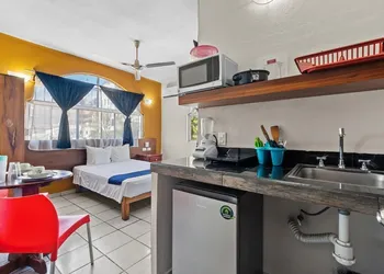 Bungalows Yeah Los Ayala hotel thumbnail 7