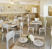 Hotel & Suites Quinta Magna hotel detail image 3