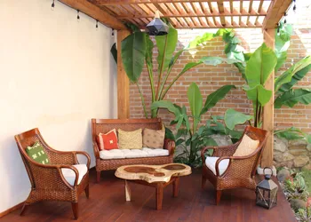 La Estancia hotel thumbnail 6