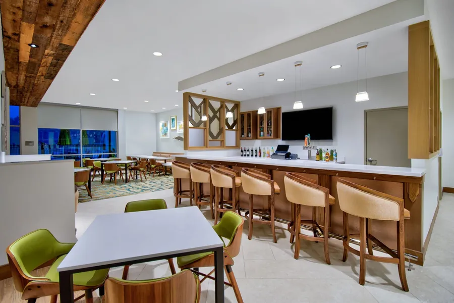 Fairfield by Marriott Inn & Suites Orlando at FLAMINGO CROSSINGS(r) Town Center hotel detail image 6