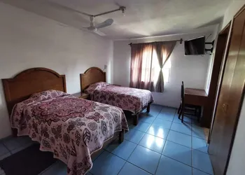 Hotel Posadas Ocampo Rotamundos hotel thumbnail 3