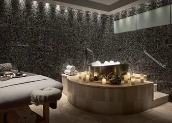 The Opus Westchester Autograph Collection hotel thumbnail 2