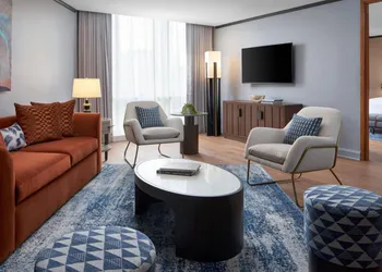 The Opus Westchester Autograph Collection hotel thumbnail 6