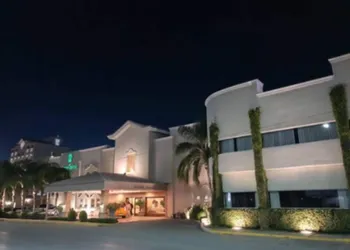 Hotel Fresno Galerías hotel thumbnail 5