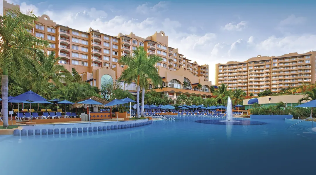 Hotel Azul Ixtapa All Inclusive Beach Resort Convention Center hotel detail image 2