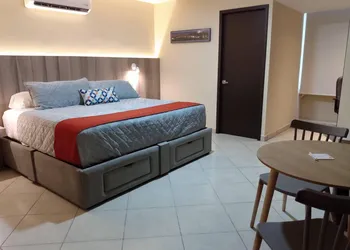 EXECUTIROOMS Veracruz hotel thumbnail 5