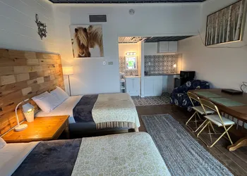 Sussex Motel hotel thumbnail 5