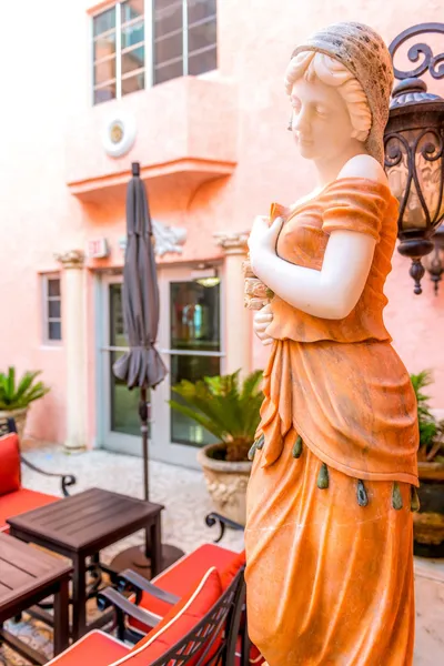 Secret Garden Miami Beach hotel detail image 6