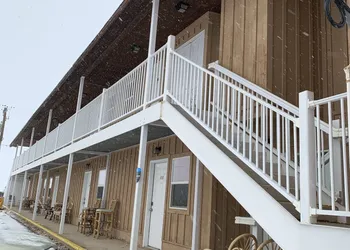 Dark Sky Suites hotel thumbnail 2