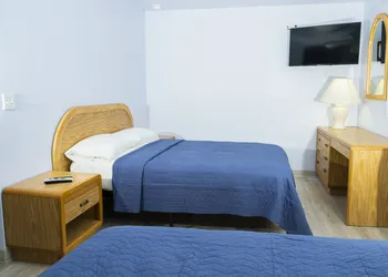 Dark Sky Suites hotel thumbnail 4