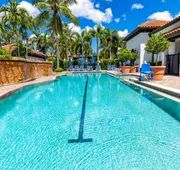 The Cottages at Naples Bay Resort hotel detail image 4