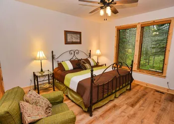 White Bark Lodge by Casago McCall - Donerightmanagement hotel thumbnail 3