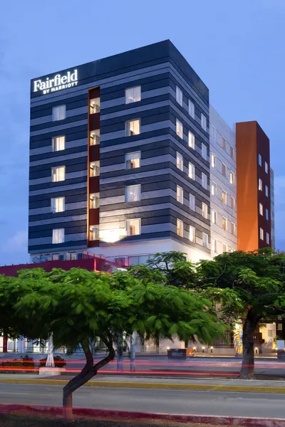 Fairfield Inn & Suites by Marriott Cancun Downtown hotel detail image 2