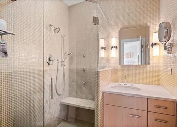Independence Square 304 Stylish Hotel Room with Downtown Views & Great Location hotel thumbnail 8