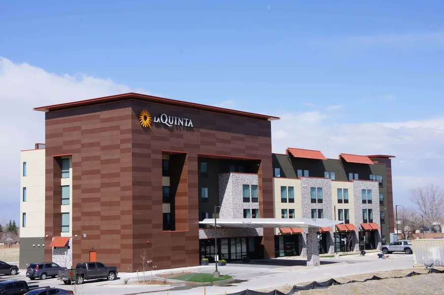 La Quinta Inn & Suites by Wyndham Littleton/Red Rocks hotel detail image 2
