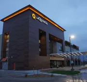 La Quinta Inn & Suites by Wyndham Littleton/Red Rocks hotel detail image 3