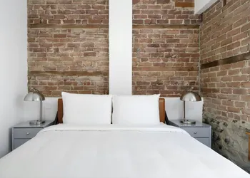 Sonder by Marriott Bonvoy Gare Saint Denis Apartments Downtown hotel thumbnail 6