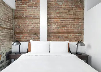 Sonder by Marriott Bonvoy Gare Saint Denis Apartments Downtown hotel thumbnail 7