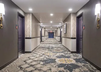 Oak Grove Racing Gaming & Hotel hotel thumbnail 4