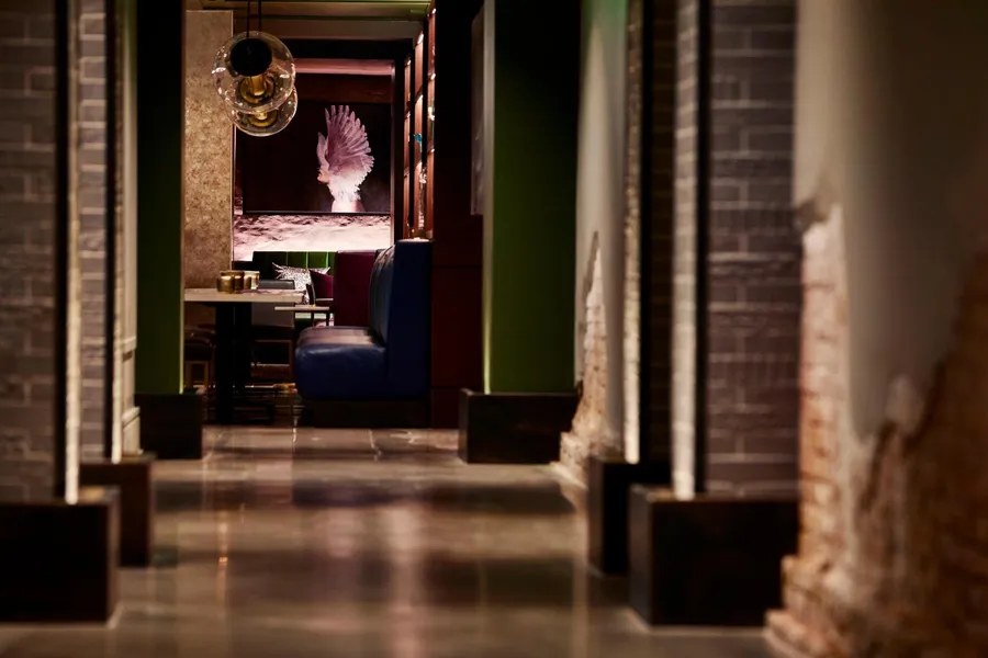 The Grady hotel detail image 6