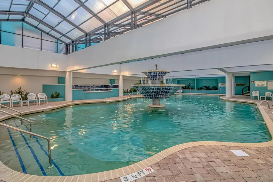 Oceanview 1 Bedroom Suite Landmark Resort 1250 Perfect for a couple or party of 4 hotel detail image 2