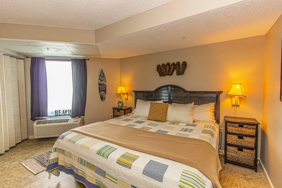 Oceanview 1 Bedroom Suite Landmark Resort 1250 Perfect for a couple or party of 4 hotel detail image 6