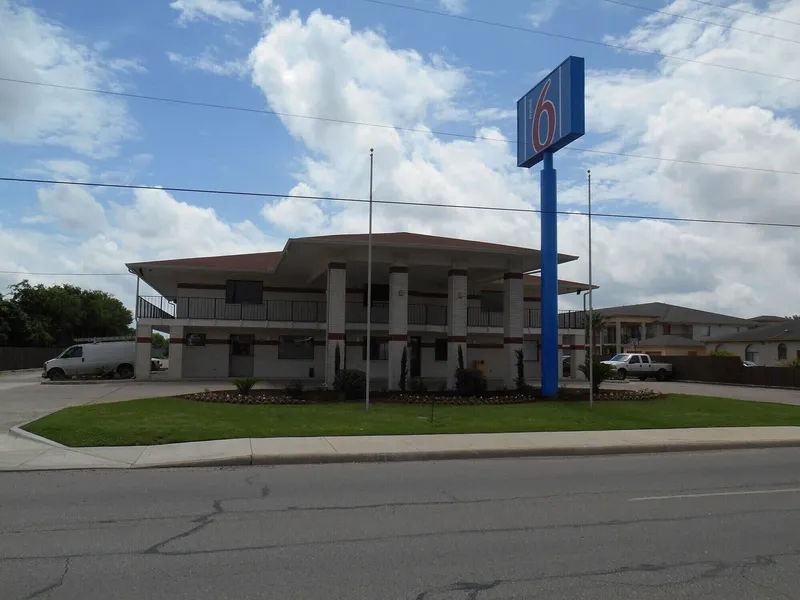 Motel 6 San Antonio, TX - South IH-10 East hotel detail image 2