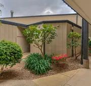 Surftides Plaza Rentals hotel detail image 4