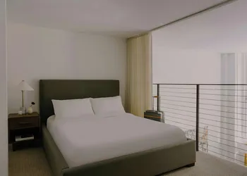 Sonder by Marriott Bonvoy The Witherspoon Apartments Center City hotel thumbnail 8