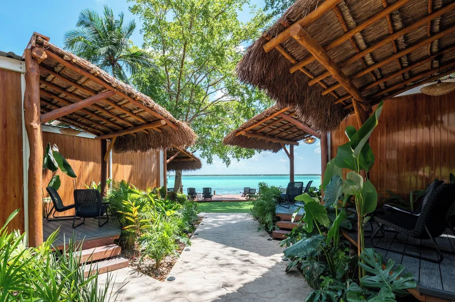 Casa Aakal Lagoon Front hotel detail image 2