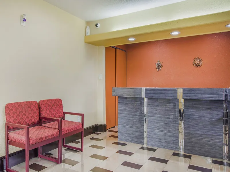 OYO Superior Budget Inn Bartow hotel detail image 6