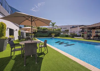 Hotel Malibu hotel thumbnail 2