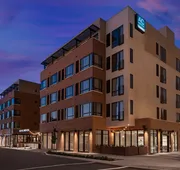 AC Hotel by Marriott Santa Rosa Sonoma Wine Country hotel detail image 4