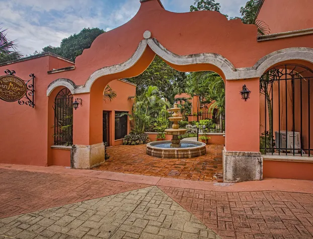 Hacienda San Miguel Hotel & Suites hotel detail image 1