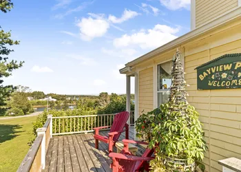 Bayview Pines Country Inn hotel thumbnail 6