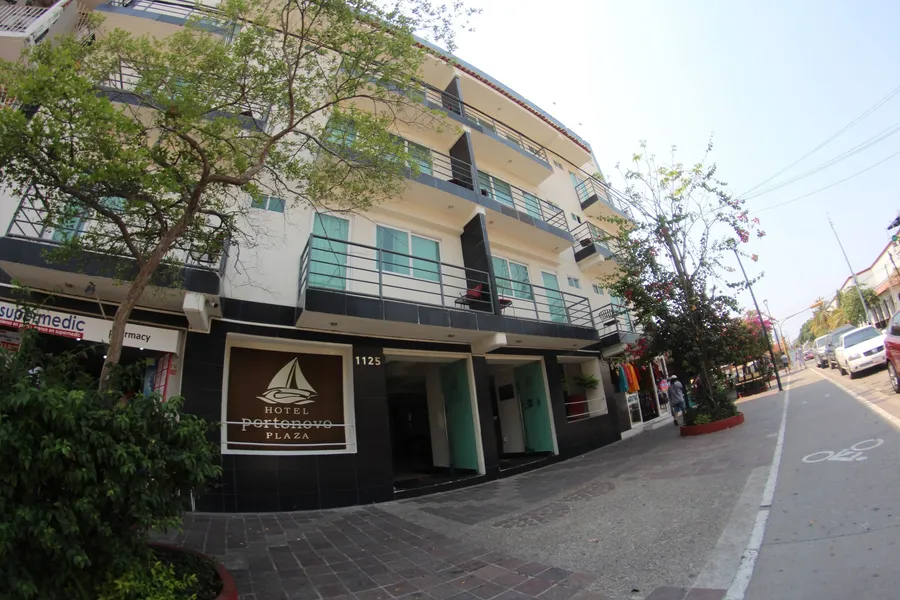 Hotel Portonovo Plaza Malecón hotel detail image 2