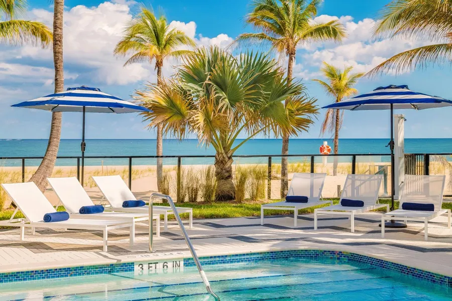 Plunge Beach Resort hotel detail image 6