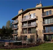 Scandinavian Lodge And Condominiums by Pioneer Ridge Mgmt hotel detail image 4