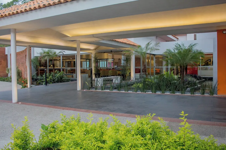 Plaza Pelicanos Club Beach Resort All Inclusive hotel detail image 2