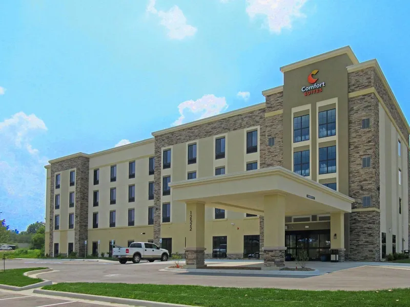 Comfort Suites Grandview - Kansas City hotel detail image 2