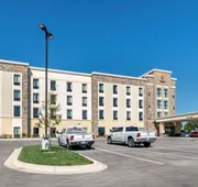 Comfort Suites Grandview - Kansas City hotel detail image 3